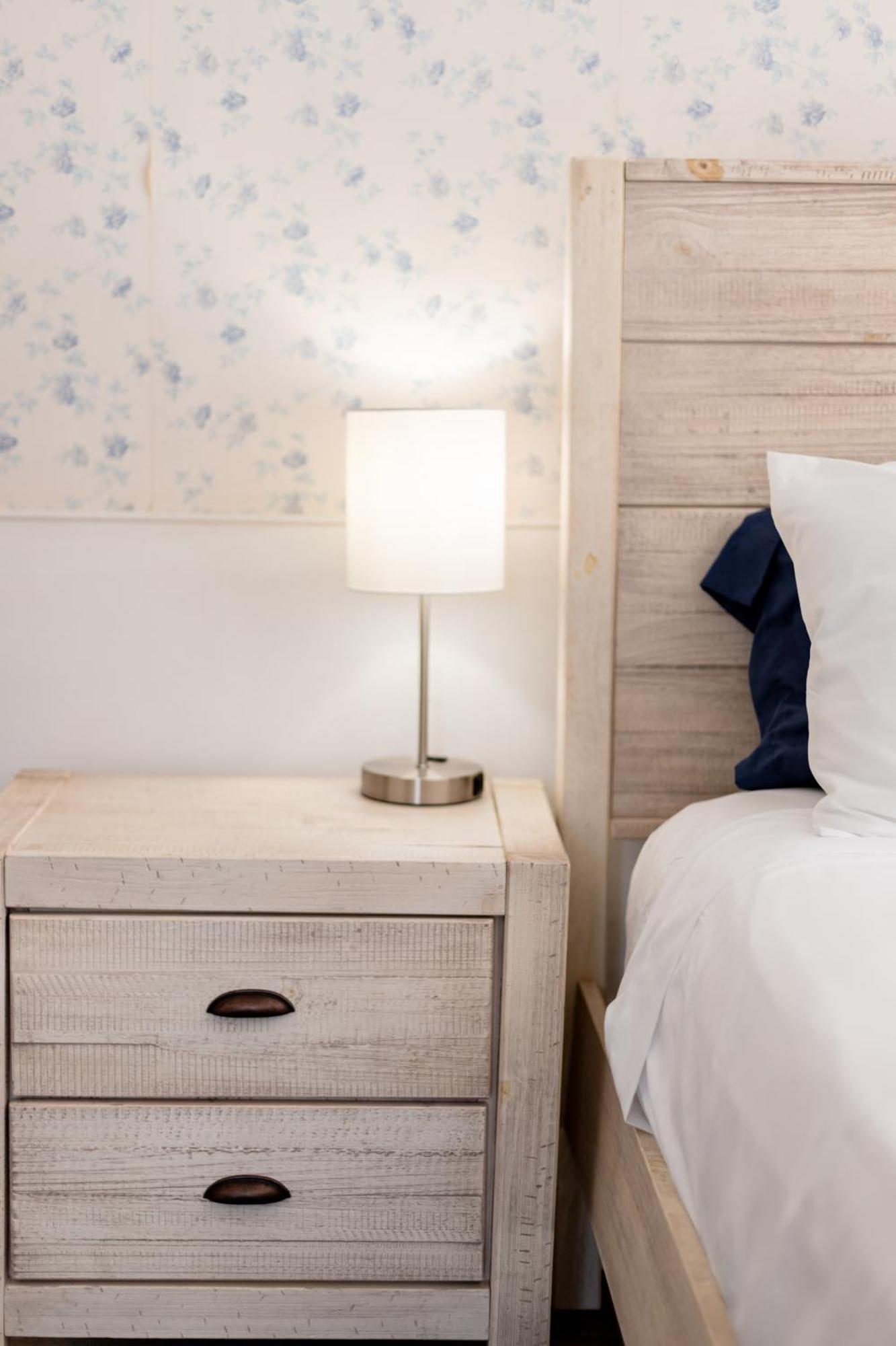 Blue Bear Inn Francestown Esterno foto